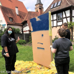 Aufhängung für die Goldscheibe in Arbeit